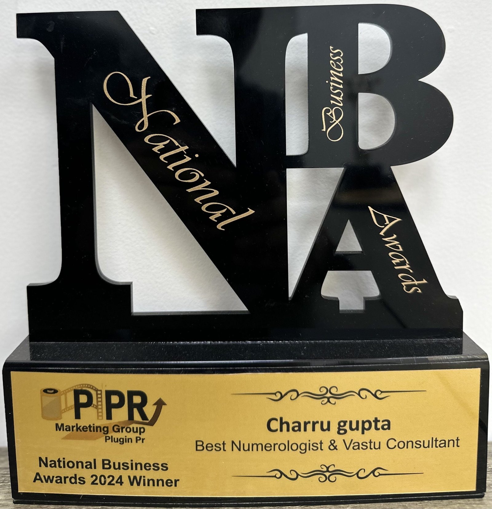 National Business Awards Winner 2024 presented Best Numerologist & Vastu Consultant award to Charru Gupta