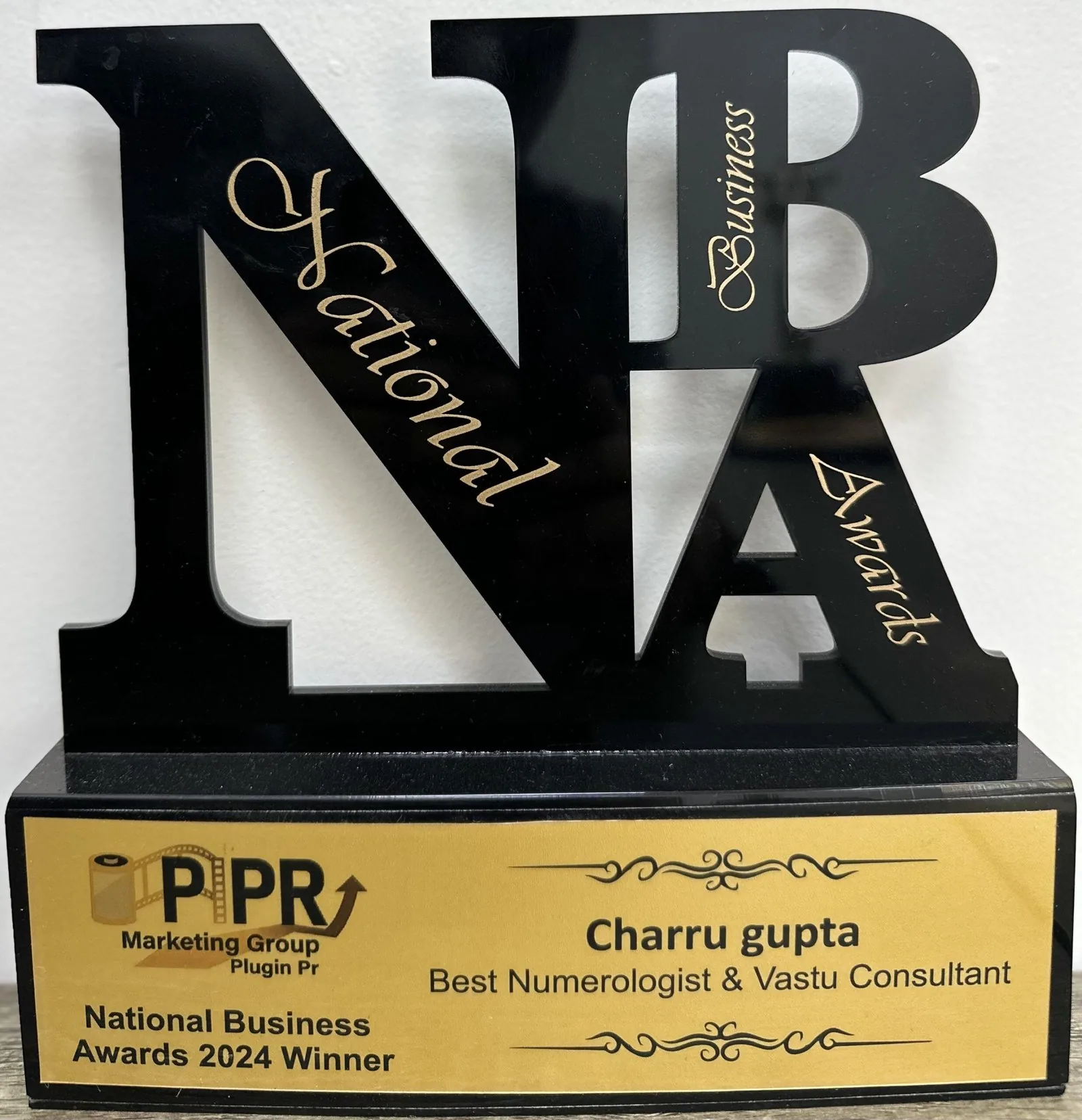 National Business Awards Winner 2024 presented Best Numerologist & Vastu Consultant award to Charru Gupta